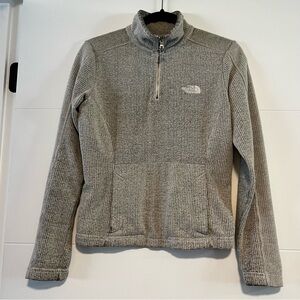 The North Face | 1/3 Zip Sweatshirt
